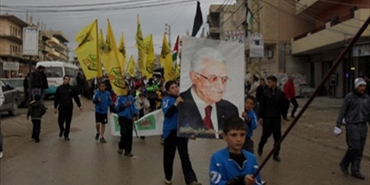 فتح خلال مسيرة انطلاقتها: على الحكومة اللبنانية رفع الحصار العسكري المفروض على مخيم البارد 