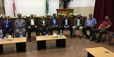 حماس تجول على قيادات سياسية ودينية في بيروت مهنئة بالعيد