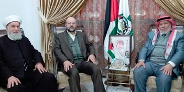 «علماء فلسطين» تزور القيادي في «حماس» علي بركة في العاصمة بيروت