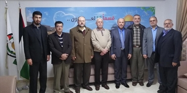 ممثل حركة حماس في لبنان يُكرم "علي بركة" في بيروت