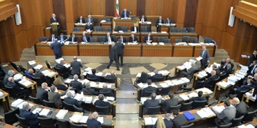 نواب لبنانيون يقترحون إعفاء أراضي المخيمات الفلسطينية من الضرائب