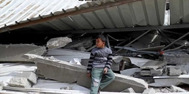 صحافي فلسطيني يسلط الضوء على معاناة الفلسطينيين بقطاع غزة