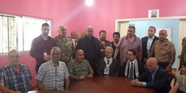 السفير الياباني يطلع على إعادة إعمار المنازل في "عين الحلوة"