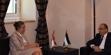 منيمنة يلتقي المنسقة الخاصة للامم المتحدة في لبنان
