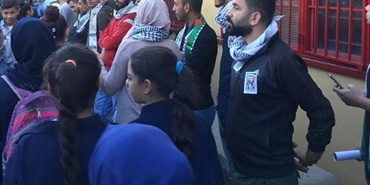رفع الأعلام الفلسطينيّة بمدارس "الأونروا" في لبنان بالذكرى 101 لوعد بلفور