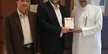حماس تكرم السفير القطري في بيروت بمناسبة مغادرته لبنان