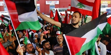 الأزمة الاقتصادية تكشف ميزة التكافل بين الفلسطينيين واللبنانيين
