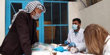 كورونا «يتسلل» الى عين الحلوة.. والمخيم يستنفر صحياً!