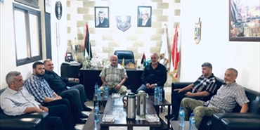 بالصور- حماس تجول على الفصائل الفلسطينية والإسلامية في مخيم عين الحلوة والتأكيد بأن زيارة هنية لعين الحلوة استثنائية واستراتيجية