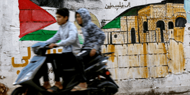 المجتمع الفلسطيني بين «استراتيجية التقاسم» وفصول الإبادة