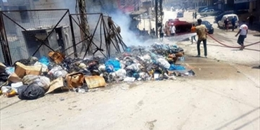 إهمال «الأونروا» يغرق مخيم نهر البارد بالنفايات خلال العيد