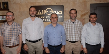 المكتب الإعلامي لحركة حماس في لبنان يجول على المؤسسات الإعلامية في مدينة صور