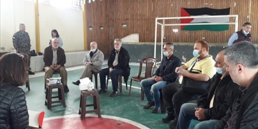 الفصائل الفلسطينية واللجان الشعبية تلتقي وفداً رفيع المستوى من الأونروا في مخيم برج البراجنة.