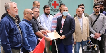وقفة للجنة الشبابية والطلابية لدعم القضية الفلسطينية امام مركز بعثة اللجنة الدولية للصليب الاحمر في لبنان
