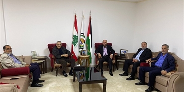 ممثل حماس يستعرض مع رئيس المؤتمر الشعبي لفلسطيني الخارج تطورات القضية الفلسطينية
