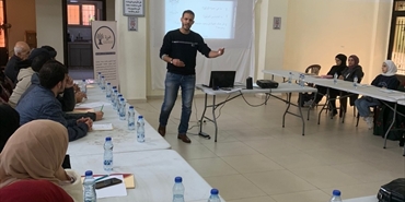 دورة تدريبية لمؤسسة «هوية» في التوثيق للعائلة بالتعاون مع منظمة «ثابت» ومبادرة «طيبون» في مخيم البرج الشمالي
