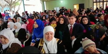 عشرات الأطفال ينظمون يوماً مفتوحاً إحياءً ليوم الأرض في "برج البراجنة"