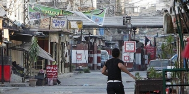 200 مطلوب في "عين الحلوة" ينقسمون إلى 3 فئات
