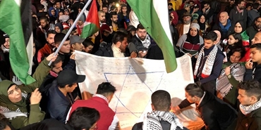 وقفة تضامنية في صيدا وتظاهرة في عين الحلوة رفضا لصفقة القرن