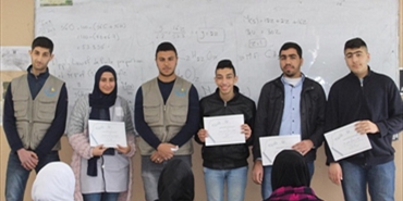 الرابطة الاسلامية لطلبة فلسطين تكرم المتميزين والمتفوقين في ثانوية دير ياسين في صور