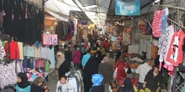 لبنان.. المحال التجارية في مخيم عين الحلوة تواجه شبح الإغلاق!