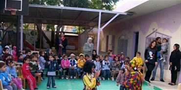 احتفال بمناسبة الاعياد المجيدة لاطفال مخيم الرشيدية
