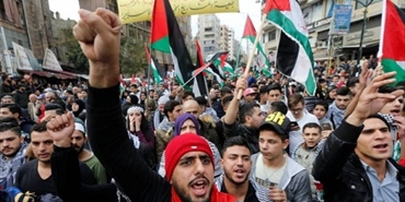 الرجاء ممَّن يعرف شيئاً عن 341 ألف فلسطيني...