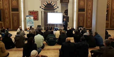 ياسين حمود تحدث عن القدس بين التهويد والتشريع في مسجد الشهداء صيدا