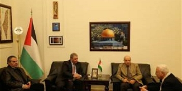 دبور بحث مع وفد من الجبهة الديمقراطية الاوضاع الفلسطينية العامة