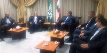 الأيوبي عرض اوضاع المخيمات مع أمين عام الجهاد الاسلامي في فلسطين