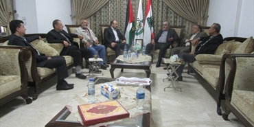 بـركـة يـسـتـقبل وفداً من تحالف القوى الفلسطينية..تأكيد على وحدة الموقف الفلسطيني وإدانة لقرار العدو الصهيوني بمنع الأذان في القدس المحتلة