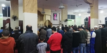 أهالي نهر البارد يقيمون صلاة الغائب على شهداء قطاع غزة
