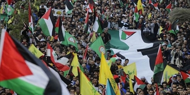 الدولة اللبنانية تحب "فلسطين".. تكره الفلسطينيين