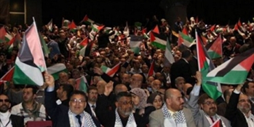 "فلسطينيي الخارج" يدين قرار حل التشريعي ويعتبره لاغيًا