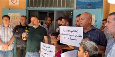 حراك «عين الحلوة» يلوّح بالتصعيد تجاه «الأونروا» لـ «عدم وفائها بالتزاماتها»