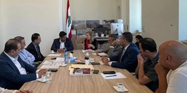 اجتماع بين الأونروا ووفد لبناني مختص لمناقشة مسألة تغطي تكاليف الكهرباء في المخيمات الفلسطينية
