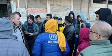 مطالبات بتدخل الأونروا.. كيف تنعكس الأزمة المعيشية في سوريا على اللاجئين الفلسطينيين؟