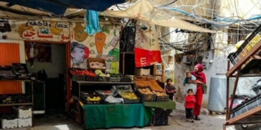مع انفلات سعر الدولار.. الفلسطينيون في لبنان إلى مصير مجهول خلال رمضان