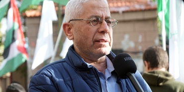 قيادي في حماس يحذر من الانسياق خلف الادعاءات الإسرائيلية حول الأونروا