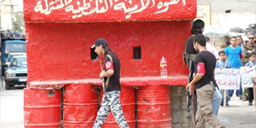 "النشرة" تكشف: تصعيد إقليمي يؤجل سحب سلاح المخيمات الفلسطينية في لبنان