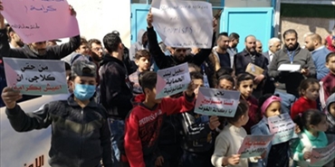 فلسطينيون مهجّرون من سوريا إلى لبنان يطالبون بتدخل عاجل لوقف الترحيل القسري