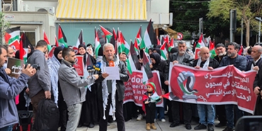 اعتصام فلسطيني أمام مقر اللجنة الدولية للصليب الأحمر في بيروت للمطالبة بتحرك دولي لقضية الأسرى