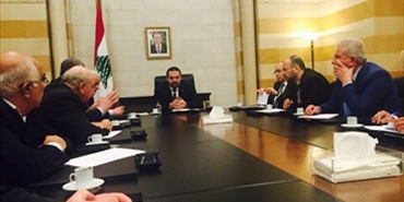 الفصائل الفلسطينية في لبنان تلتقي رئيس الحكومة اللبنانية سعد الحريري