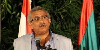 إشادات بموقف سعد من الجدار حول عين الحلوة