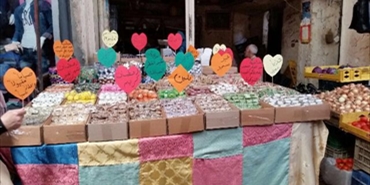 سوق مخيم عين الحلوة يستعد لاستقبال عيد الفطر