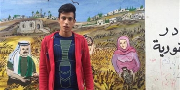 في "عين الحلوة" جدارٌ يخترقه وعي شبابٍ فلسطيني لبناني واعد..