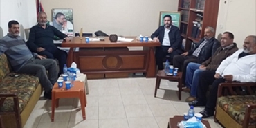 حماس تستقبل وفداً من حركة فتح في مركزها في المية ومية