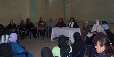 التنمية والمرأة الشعبية الفلسطينيه ينظمان لقاء حواري حول دور المرأة العاملة