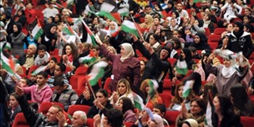 المنظمات الفلسطينية في لبنان تحيي "يوم الشهيد" و"انطلاقة فتح" 