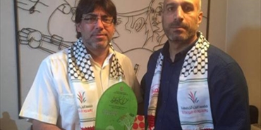 "إنتماء" تكرّم عمدة "ريكوليتا" التشيلية لجهوده بالحفاظ على الهوية الفلسطينية